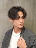 ロッカ 銀座中央通り店(LOCCA)&nbsp;メンズ/センターパート/シャドーパーマ/カルマパーマ