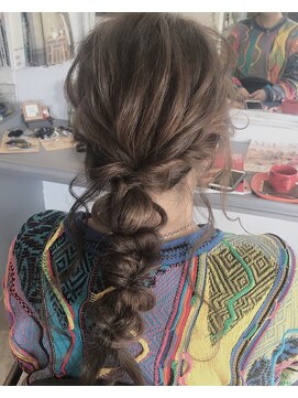 2つの鋏 編みおろしモコモコアレンジ