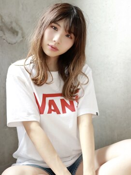 ヘアサロン シロップ(Hair Salon Syrup) [Syrup・山谷慎太郎] 「ゆるっとかわいいミディアムウェーブ」