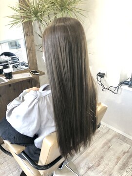 シキ(C key) グレージュ