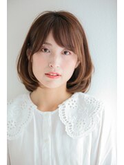 大人可愛い小顔ナチュラルふんわり内巻きミディアムボブ30代40代