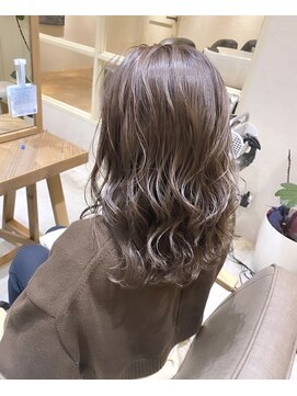 モアナ バイ ヘッドライト 武蔵小杉店(Moana by HEADLIGHT) Moana【武蔵小杉】#ハイライト#デジタルパーマ#アッシュベージュ