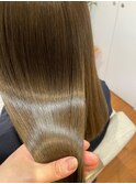 《髪質改善》カラーをしててもツヤツヤに