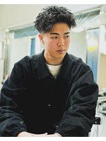 メリケンバーバーショップ フクオカ(MERICAN BARBERSHOP FUK)&nbsp;ハイライトマッシュパーマウルフアッシュブラック