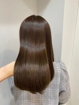 縮毛矯正でうる艶ストレート／銀座