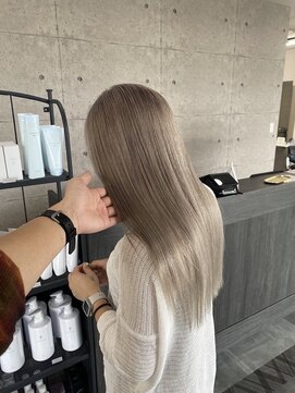 ウル 岡山駅店(ULu.) ハイライトハイトーンダブルカラー20代30代40代前髪長めULu