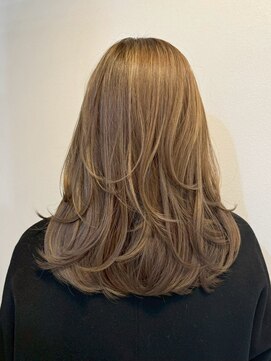 ムード(MOOD,) 暗めカラー/グランマッシュ[レイヤーカット/髪質改善/銀座]