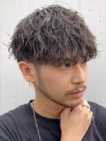 フィフス(fifth) 原宿細かめツイストスパイラルパーマラウンドマッシュカット茶髪