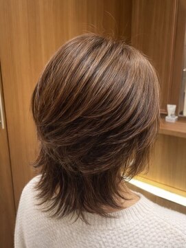 ラメールアヴェダ イオンモール秋田店(Lamelu AVEDA) ミディアムレイヤー