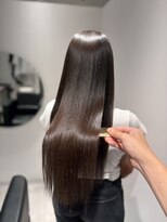 リタ(RITA) 髪が艶々になる縮毛矯正!