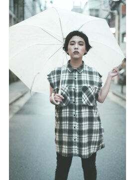 エシカ(ethica) [ethica_南船場] 厚めバング&ワイドバング［梅雨の白傘ver］