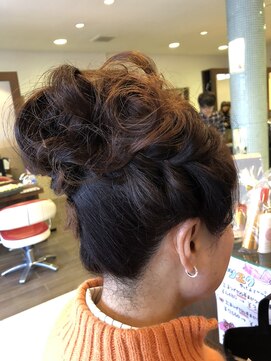 トゥルース 南千住店(Hair&Make TRUTH) 夜会アレンジ