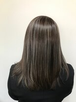 シャラ美容室&nbsp;ハイライト