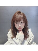 エミュー(emue) emue京都◯ひし形くびれミディほつれカールミルクティー◯中島