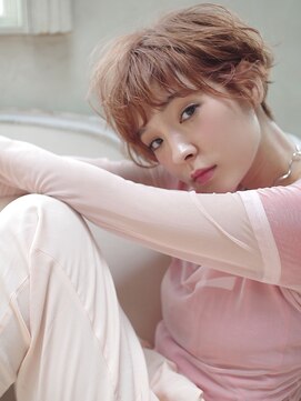 ウクラ バイ レシッド 池袋(uchla by rcid) ヌーディな透け感ショート