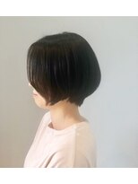 トイロ(toiro) salon workラウンドショートボブ