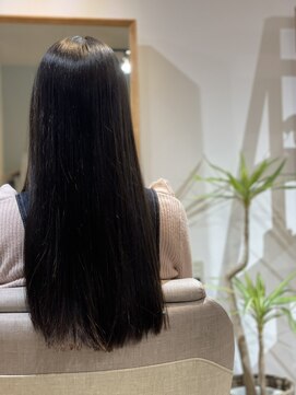 ポコアポコヘア(poco a poco HAIR) ～ 艶ストレートロング ～