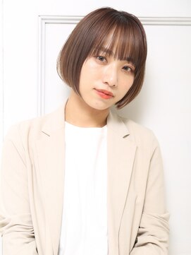 クラッチ 天王寺(CLUTCH) ナチュラル艶髪ストレートボブa2