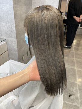 キャラ シャローネ 池袋(Chara Chalone) アルティストカラーでつくるアッシュ系カラー【池袋】