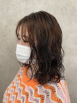 アノニム(Anonyme) ミディアムウェーブパーマ