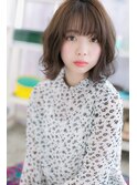透けバンググレイアッシュなみなみウェーブくせ毛風ふわミディb1
