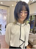 ネイビー×ホワイトベージュ ウルフカット インナーカラー
