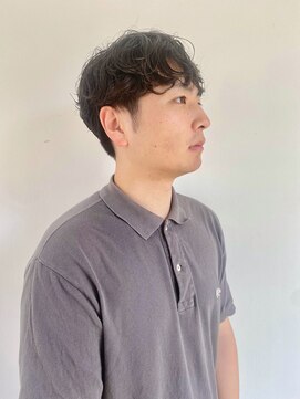 ヘアーアイストゥーレ(HAIR ICI TRE) 爽やかナチュラルパーマセンターパート清潔感デザインカラー