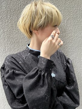 モリオ(morio) 【morio】浦和　ハイトーン　マッシュ　金髪　ショート♪