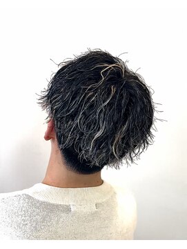 リバード(reverd) ホワイトメッシュ×ツイスパ