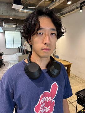 ダンボ(DUMBO) 【yosuke】メンズパーマ/センターパート