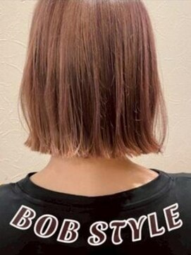 ショコラ ナンバ(Chocolat NAMBA) #切りっぱなしボブ #ハイライト