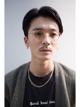 ピズム(PISM) ツーブロックショートレイヤー/コンマヘア/タイトストレート