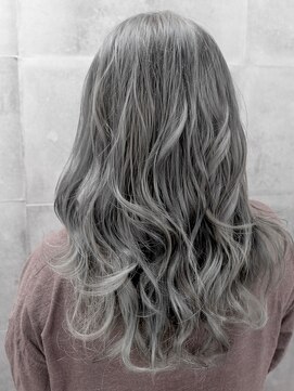 オーブ ヘアー アムール 学芸大学店(AUBE HAIR amour) 【AUBE HAIR】ラベンダーシアグレージュ_耳かけウェーブ