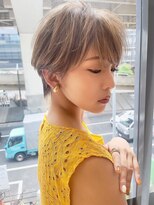 エン(eNN)&nbsp;横顔美人／ショートウルフ／ミルクティーベージュ