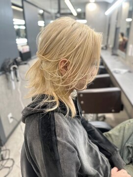 コアテラス(CORE Terrace) ブロンドカラー/ハーフアップ