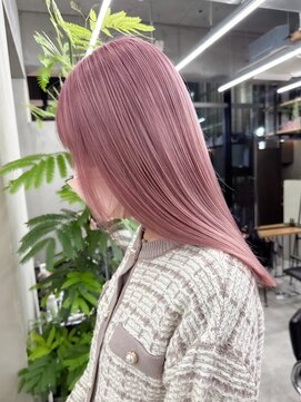 ギークス(GEEKS) 【GEEKS渋谷】初ブリーチ/クリアピンク/ロングレイヤー/20代30代