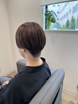 エル(eLu) ハンサムショート