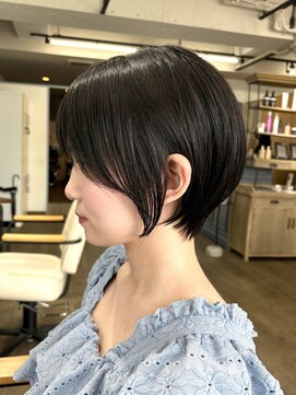 ルアン 上通り(ruen) くびれショート　横顔美人　大人上品ショート　熊本