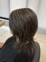 リア 近鉄八尾店(Lia)&nbsp;白髪ぼかしハイライトカラー