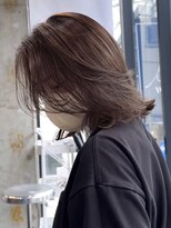 ウェイズ トウキョウ(Ways TOKYO) ミディアムヘア かきあげ前髪 レイヤーカット くびれヘア