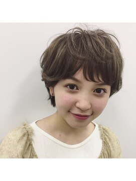 コクーン(Cocoon) ナチュラショート