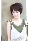女性らしい丸みを残して大人可愛いショートに♪