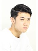 清潔感と爽やかさのあるメンズショート