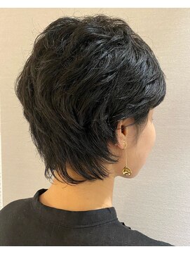 ヘアーサロン TLP プチウルフショート