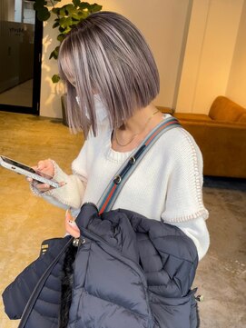 メリー オオサカ(Merly Osaka) 艶ラベンダーアッシュ_大人ミニボブバレイヤージュ_