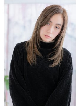 ミック ヘアアンドメイク アップ 駒込店(miq Hair&Make up) センターパートも◎レイヤーカット小顔エアストレートc1