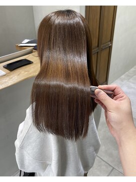 フェリア 松山(Feria) 【Feria松山】白石のミラーカラー☆