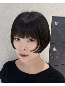 ザザ シンジュク(ZA/ZA shinjuku) 林檎ちゃん風!顔周りレイヤーミニボブ