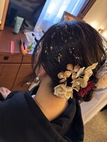 リアン(Lien) ルーズでふんわり♪シニヨンヘアセット