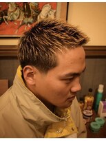 ピーキーズ 小倉店(Peaky's) テーパーフェードbuzz